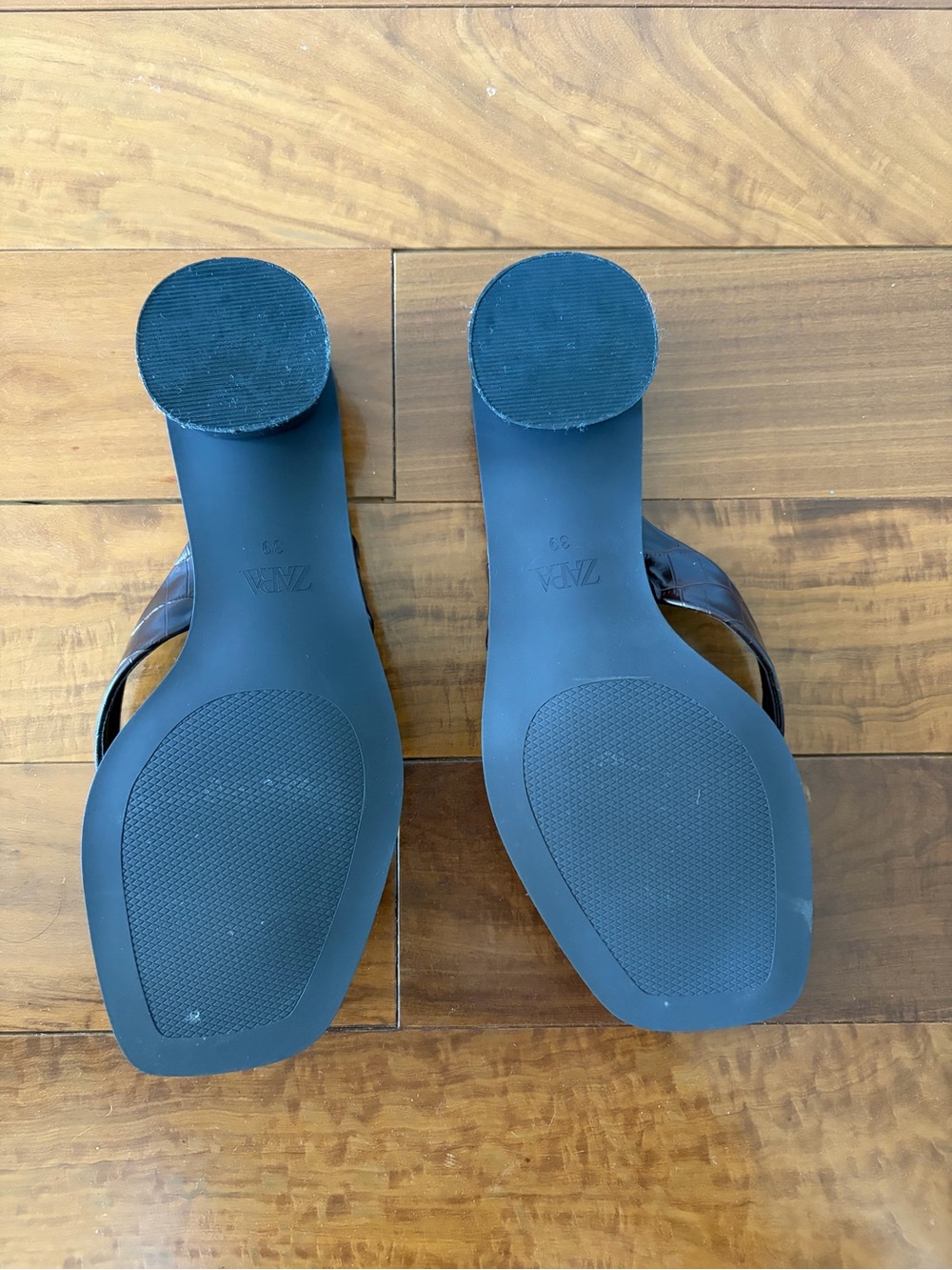 ZARA Brown croc heels - Picture 2 of 3